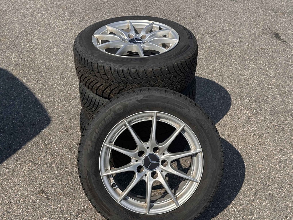 Mercedes-Benz Třída C 1.6T 