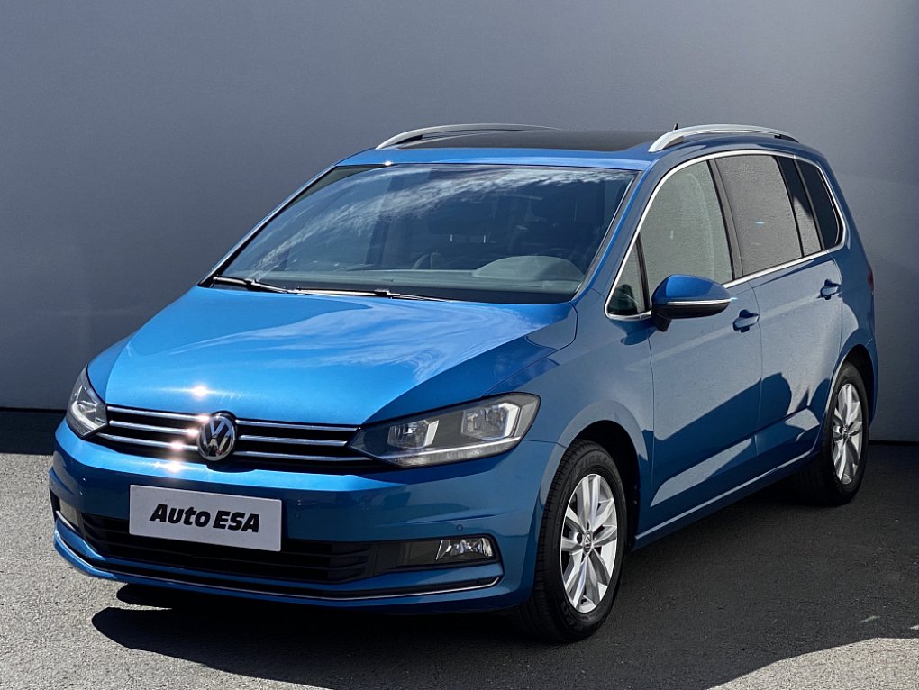 Volkswagen Touran 2.0 TDi Sound