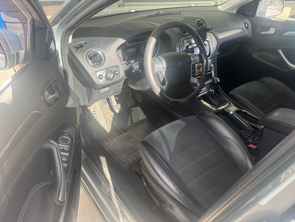 Ford Mondeo 2.2TDCi 