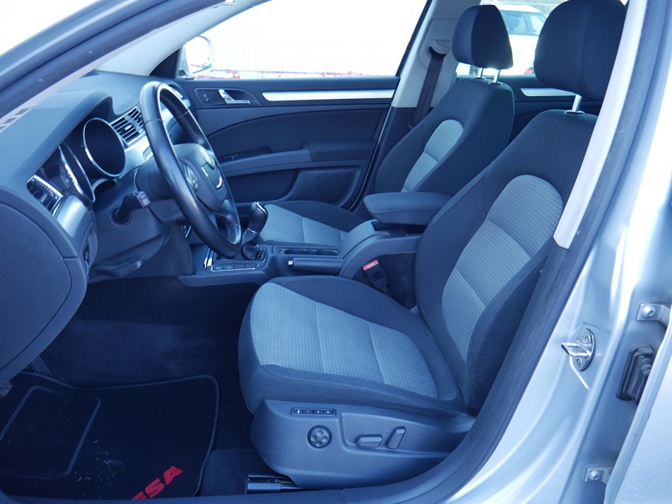 Škoda Superb II 2.0TDi Ambition