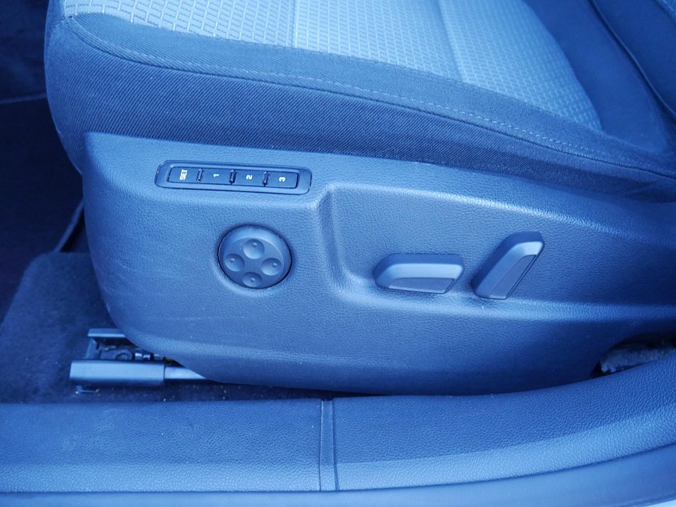 Škoda Superb II 2.0TDi Ambition