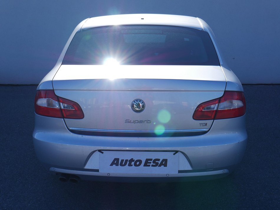 Škoda Superb II 2.0TDi Ambition
