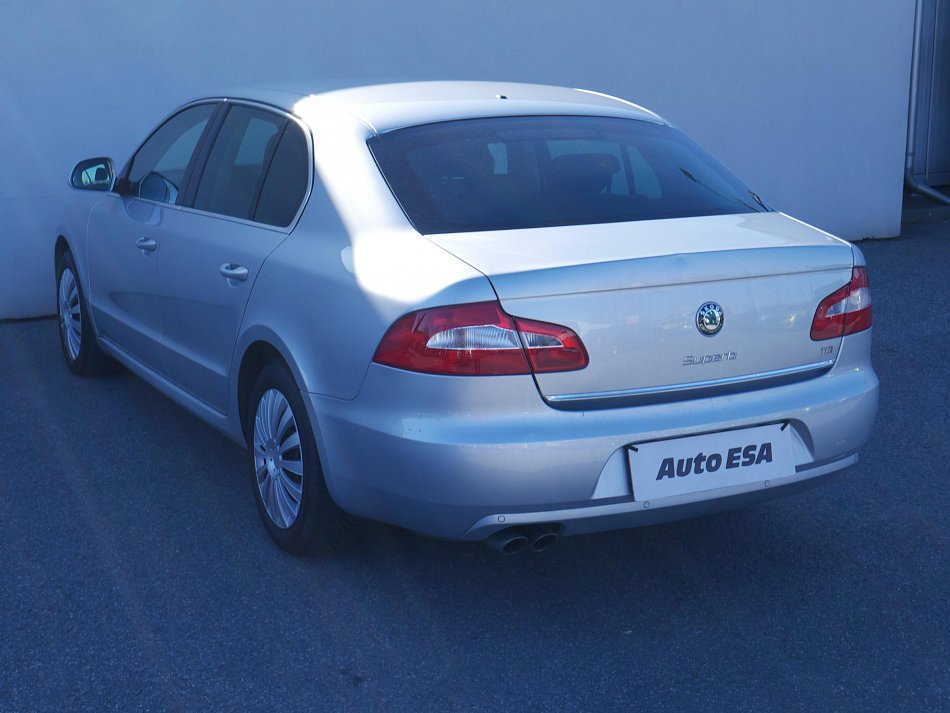 Škoda Superb II 2.0TDi Ambition