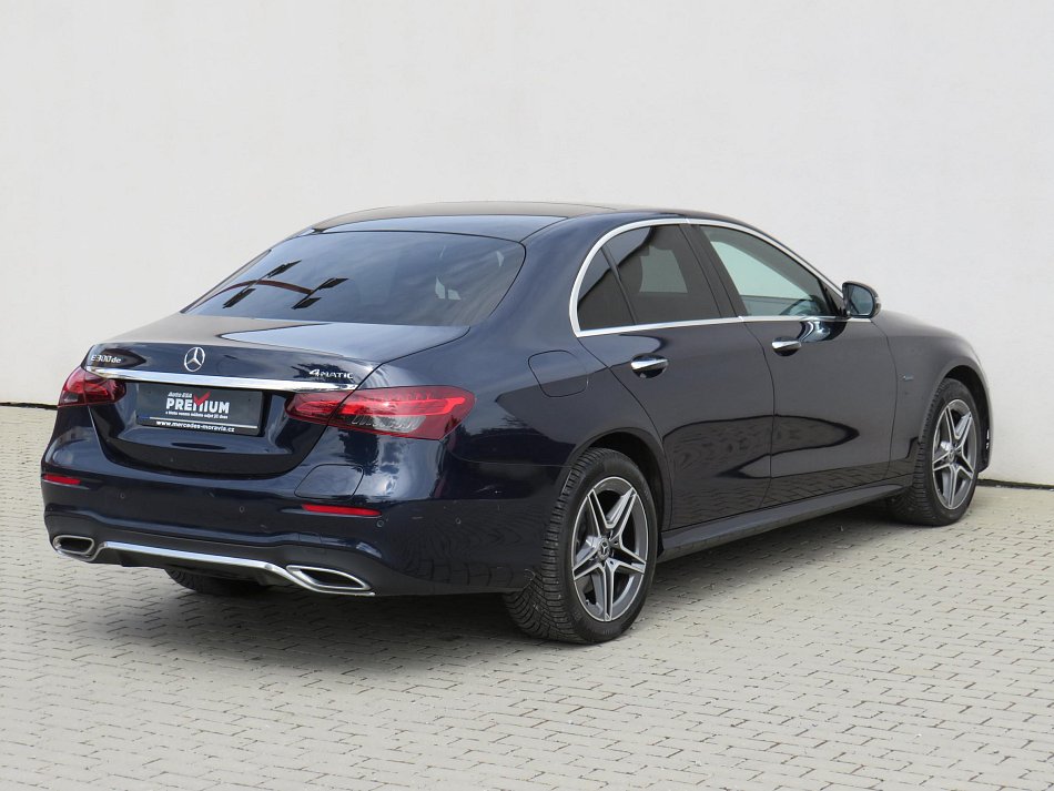 Mercedes-Benz Třída E 2.0DE  E300 4x4