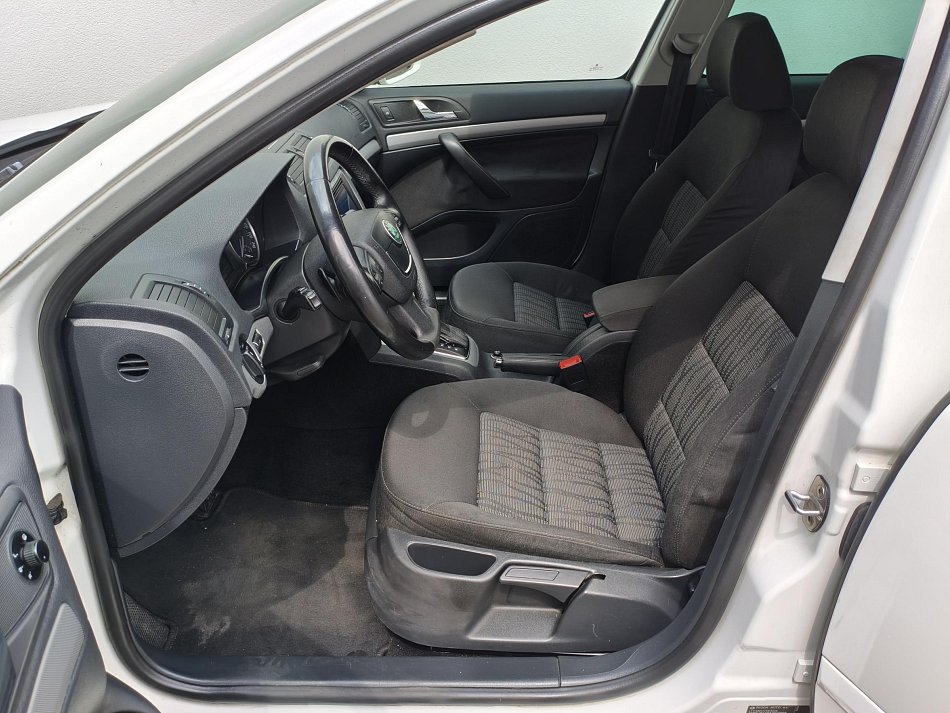Škoda Octavia II 1.4 TSi Elegance
