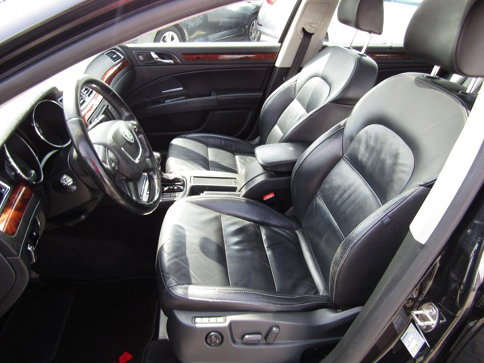 Škoda Superb II 2.0 TDi Elegance