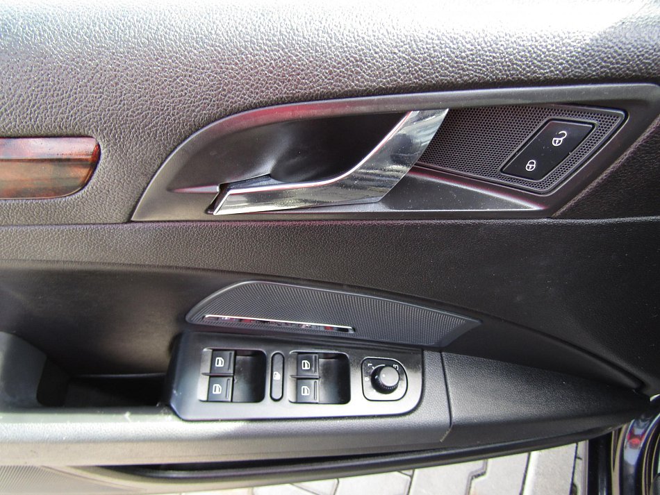 Škoda Superb II 2.0 TDi Elegance
