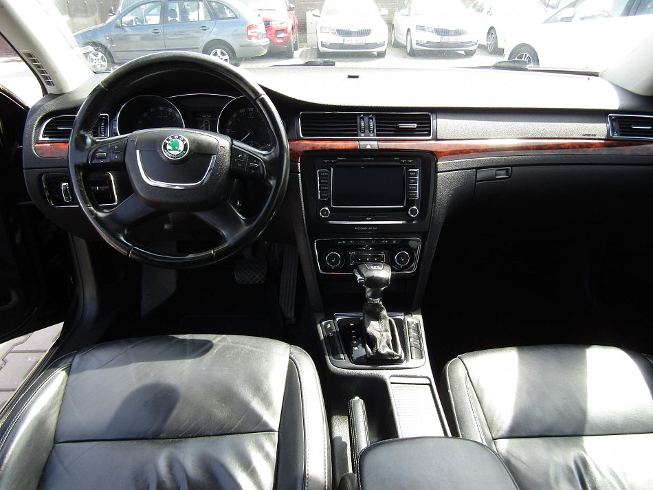 Škoda Superb II 2.0 TDi Elegance