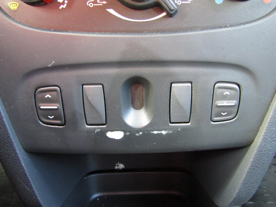 Dacia Logan 1.216V 