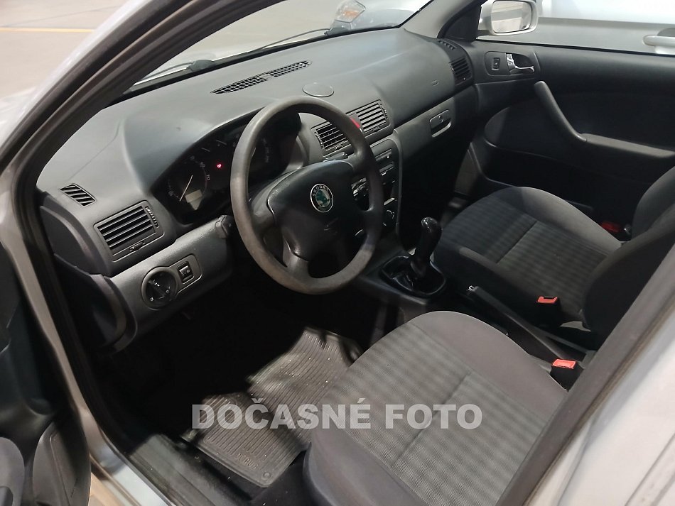 Škoda Octavia 1.6i 