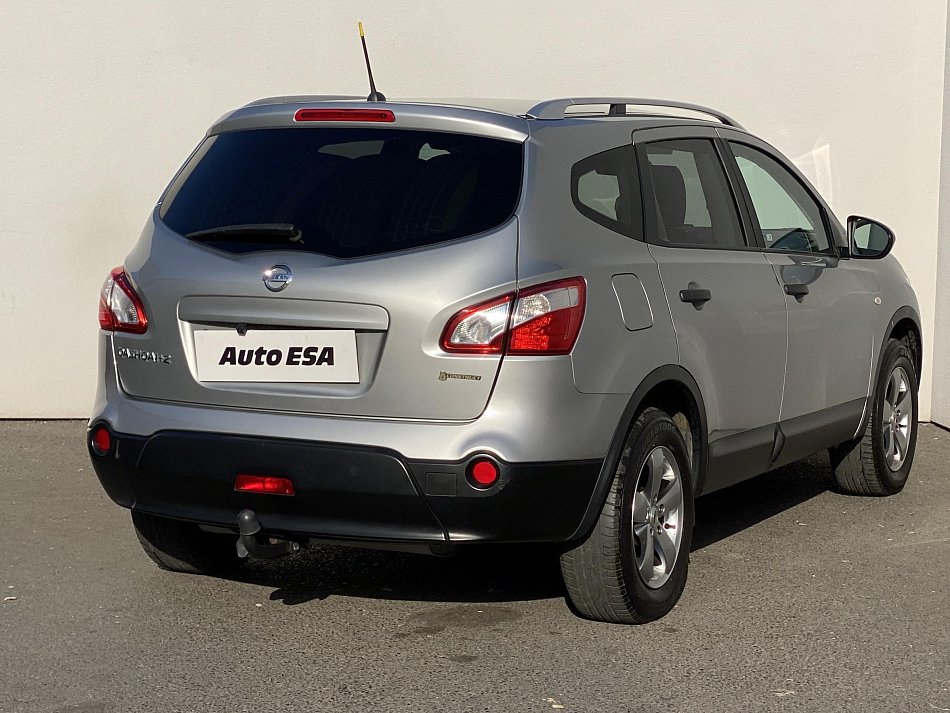 Nissan Qashqai 1.6 i Visia +2