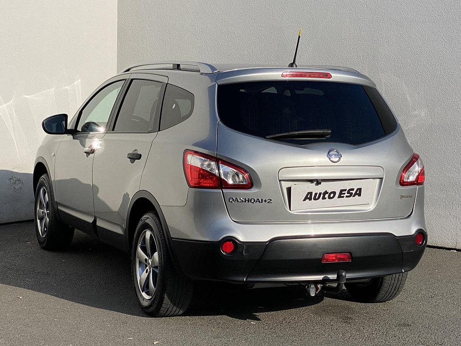 Nissan Qashqai 1.6 i Visia +2