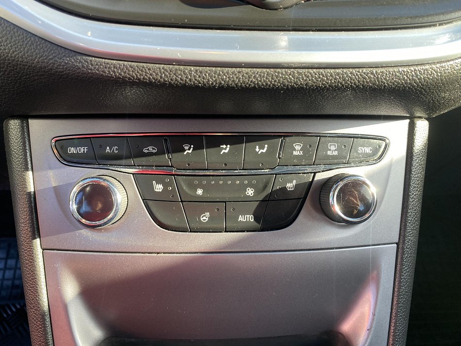 Opel Astra 1.6 CDTI 