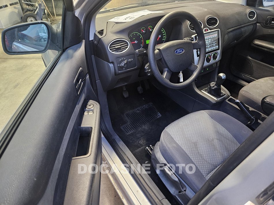 Ford Focus 1.6i 
