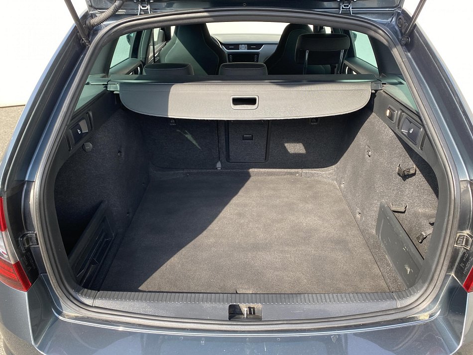 Škoda Octavia III 2.0 TDi RS