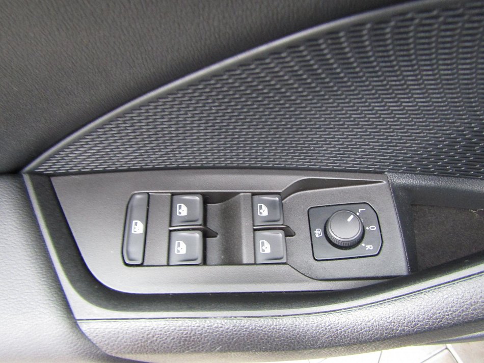 Škoda Octavia IV 1.5 TSi Ambition