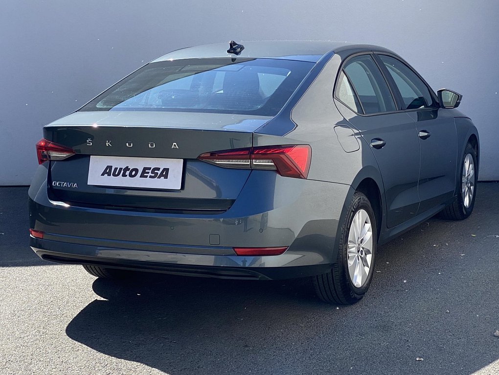 Škoda Octavia IV 2.0 TDi Ambition