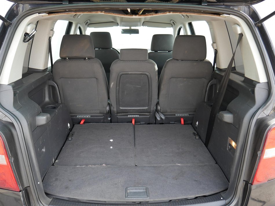 Volkswagen Touran 1.6i 