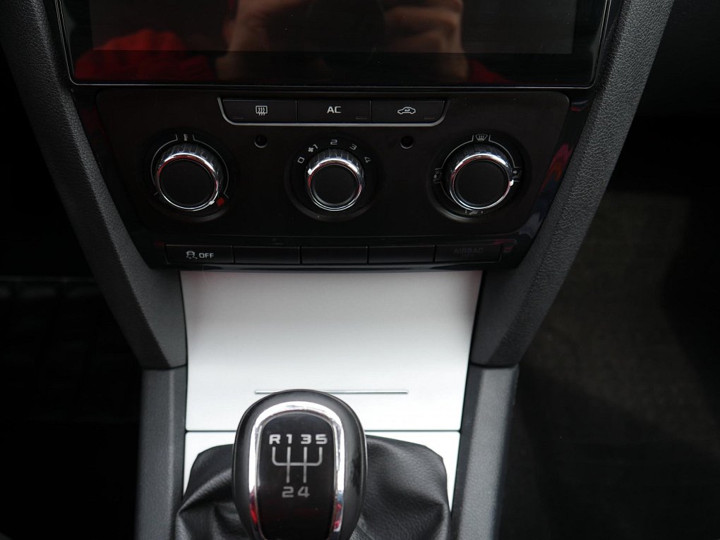 Škoda Octavia II 1.6TDi Ambiente