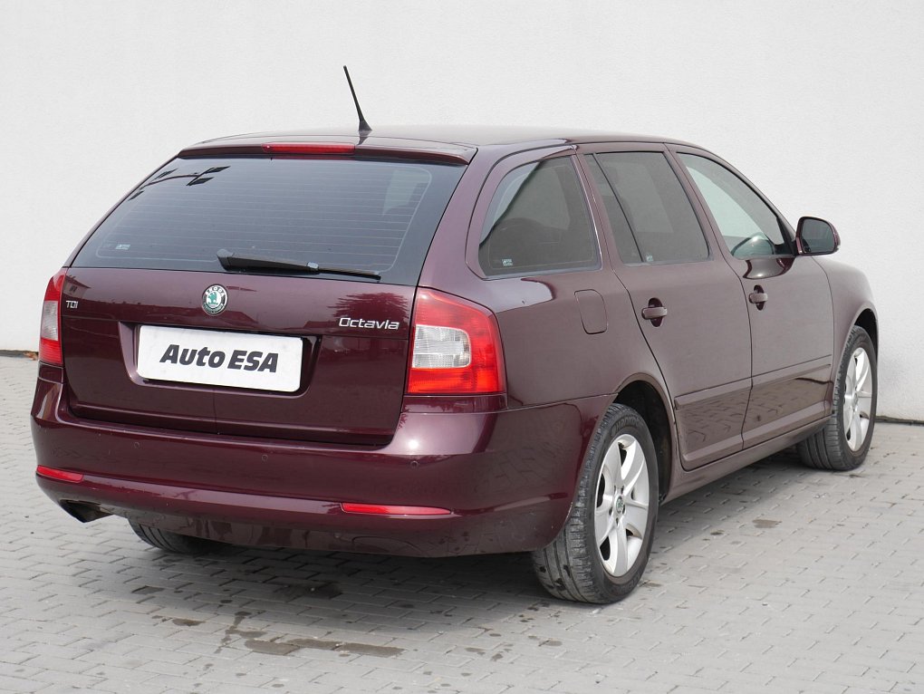 Škoda Octavia II 1.6TDi Ambiente