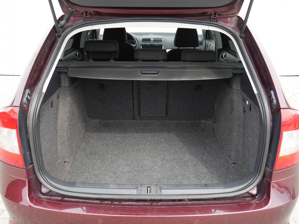 Škoda Octavia II 1.6TDi Ambiente