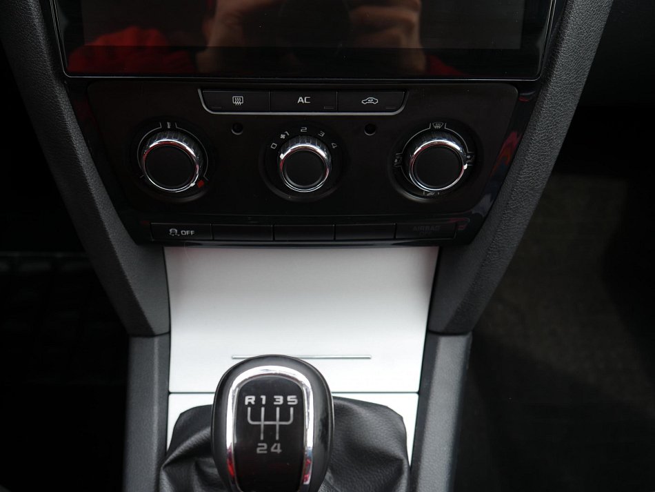 Škoda Octavia II 1.6TDi Ambiente