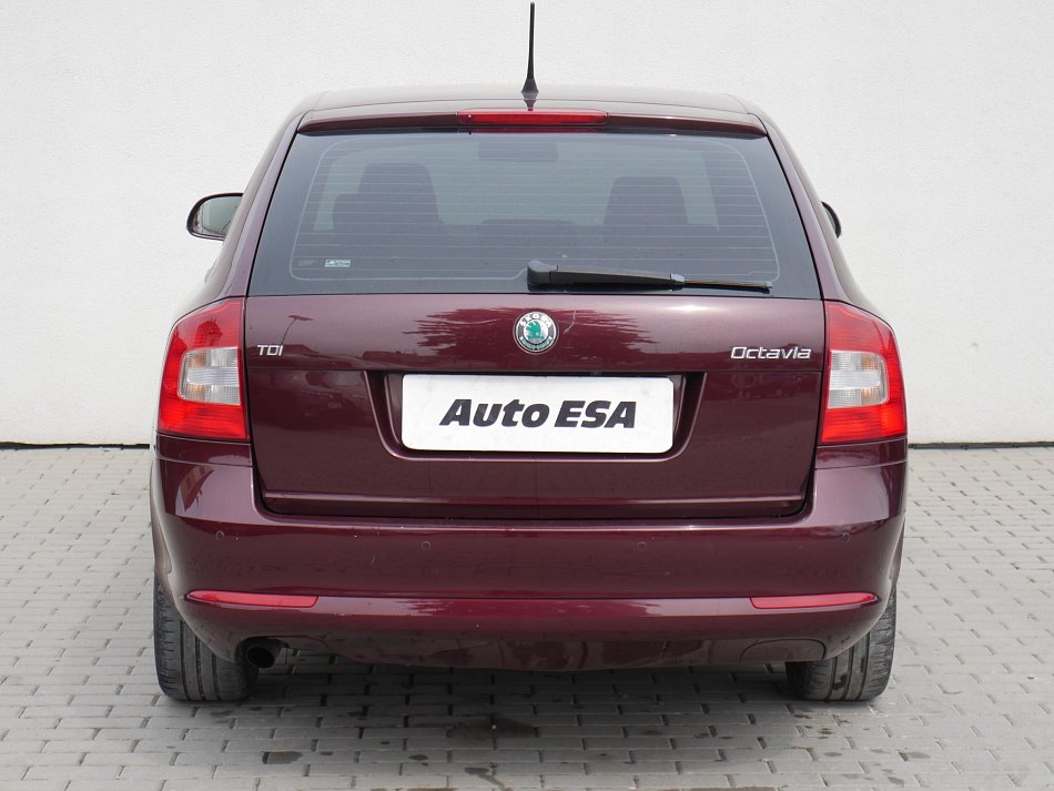 Škoda Octavia II 1.6TDi Ambiente