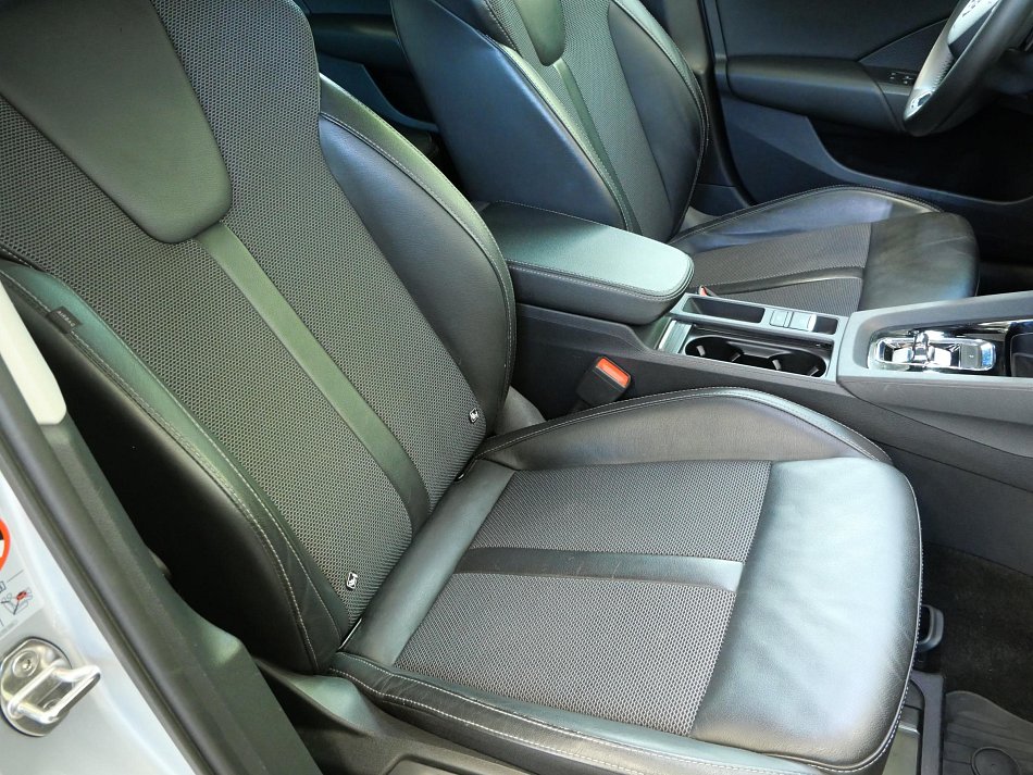 Škoda Octavia IV 1.0E-Tec 