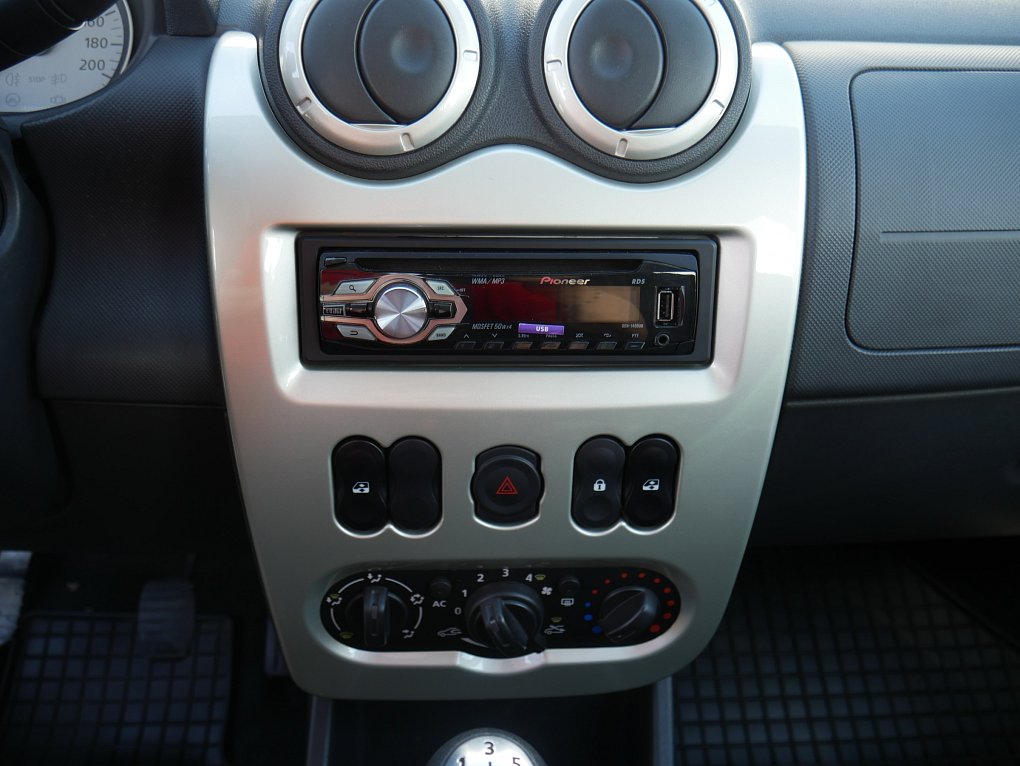 Dacia Sandero 1.2i 