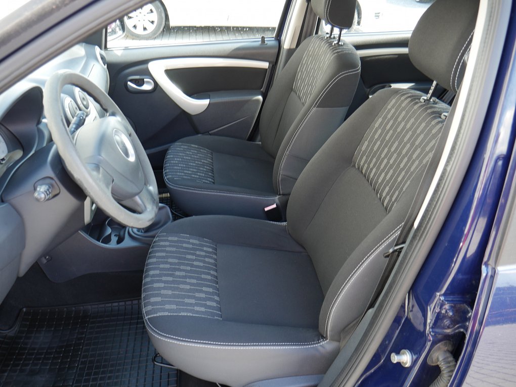 Dacia Sandero 1.2i 