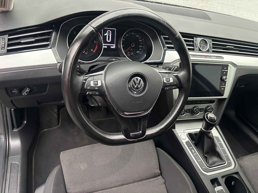 Volkswagen Passat 2.0 TDi 