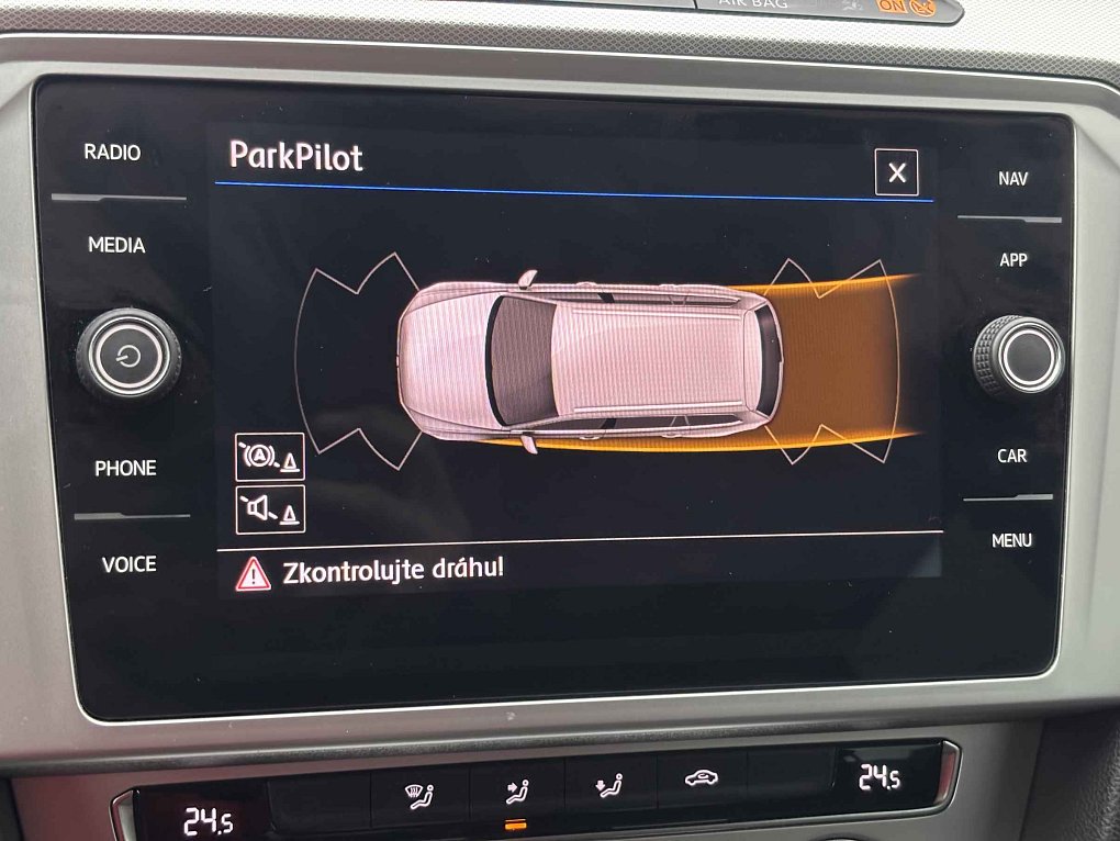 Volkswagen Passat 2.0 TDi 