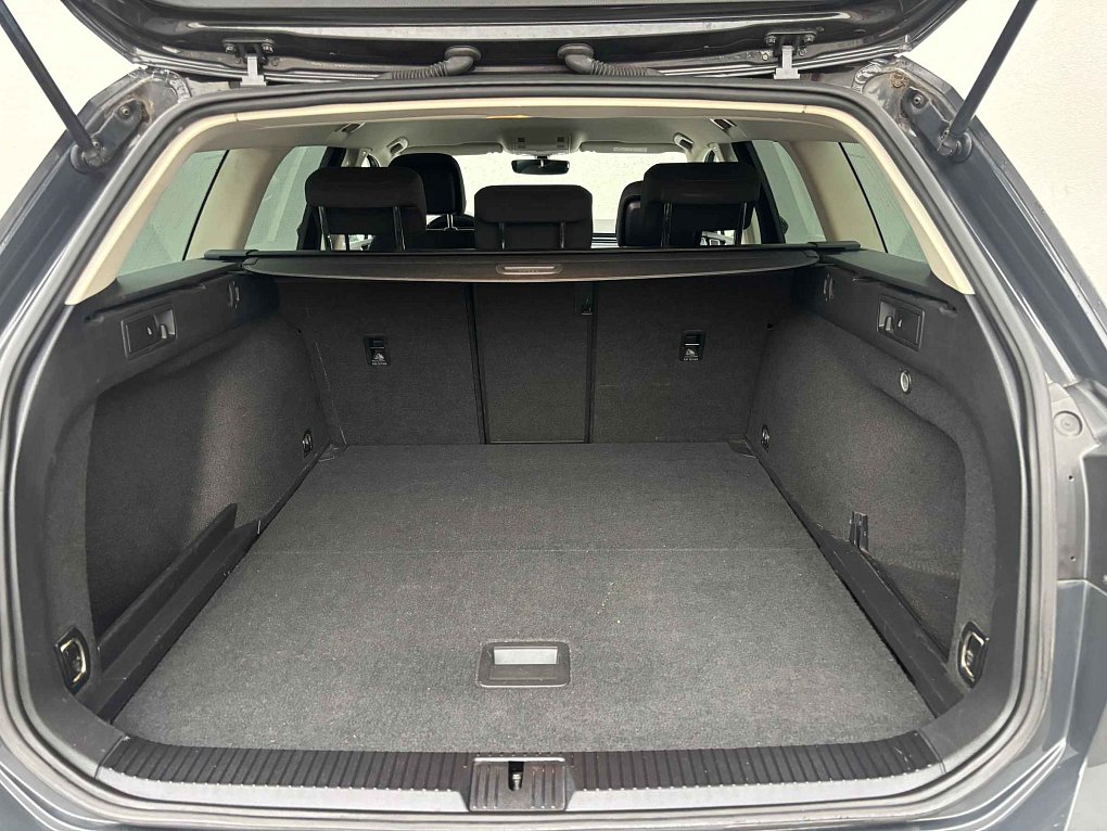 Volkswagen Passat 2.0 TDi 