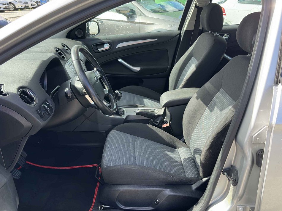 Ford Mondeo 1.8 TDCi 