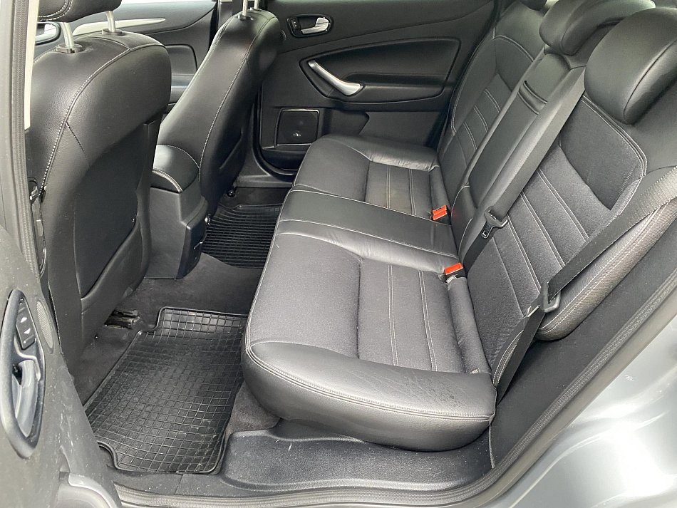 Ford Mondeo 2.0i 