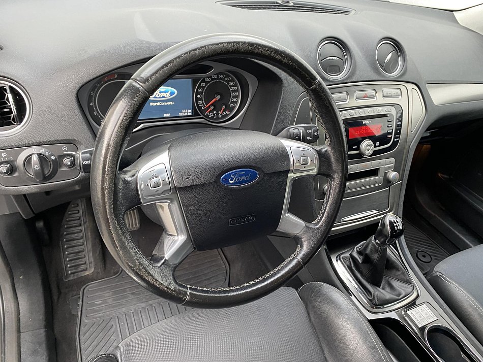 Ford Mondeo 2.0i 