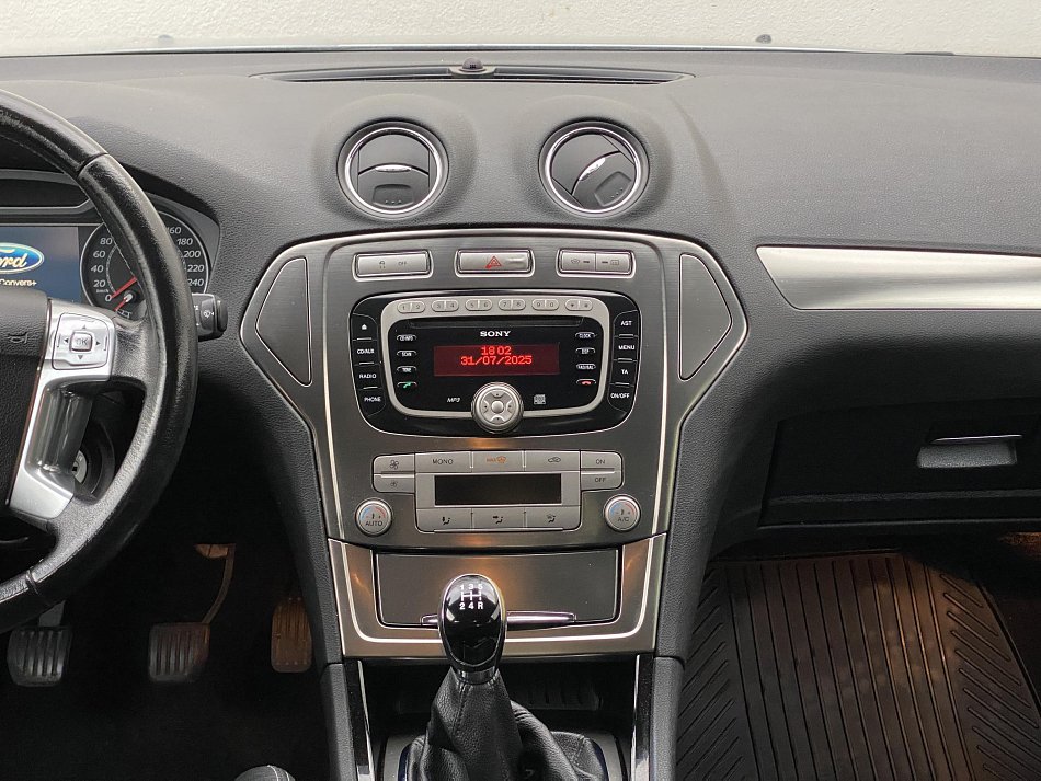 Ford Mondeo 2.0i 