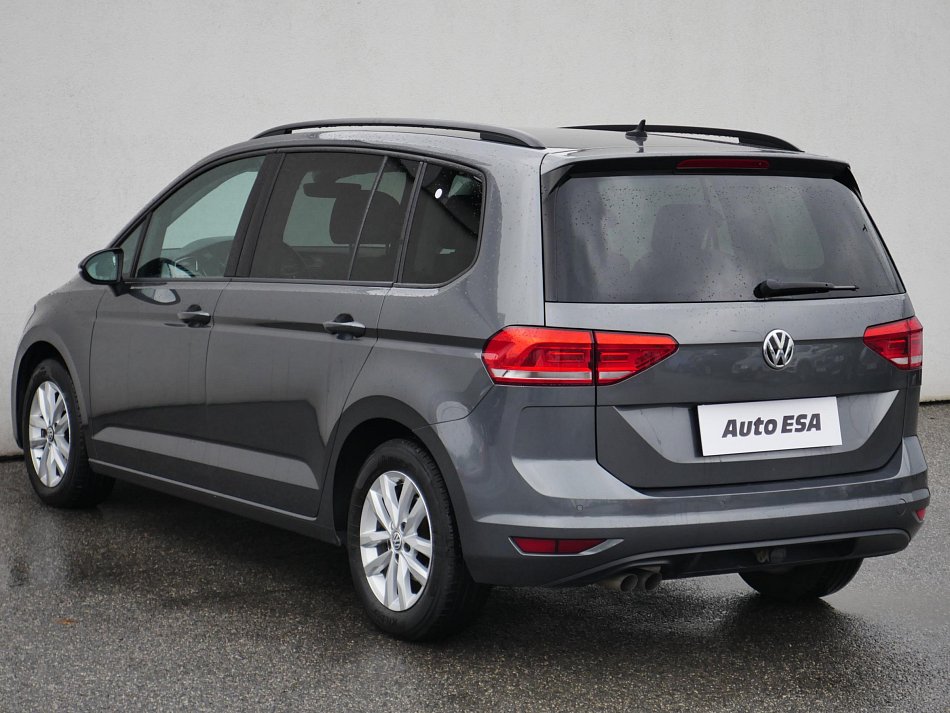 Volkswagen Touran 2.0TDi Highline