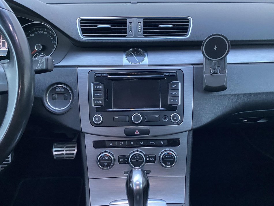 Volkswagen Passat 2.0 TDi 