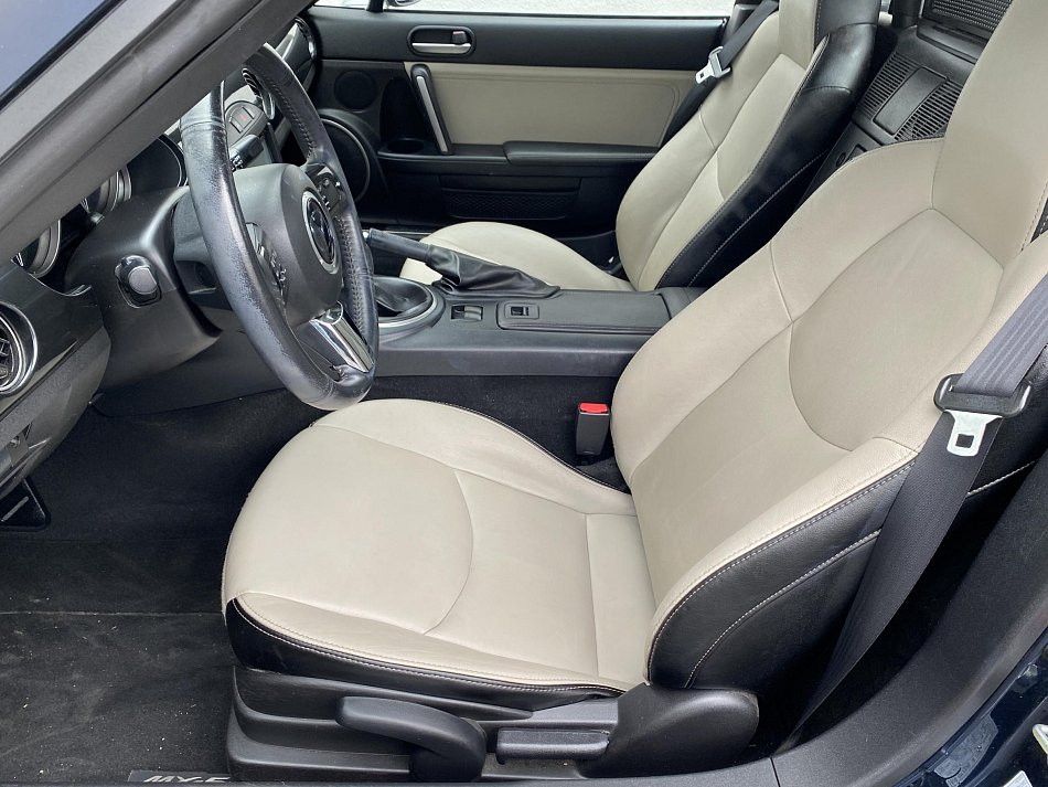 Mazda MX 1.8i 