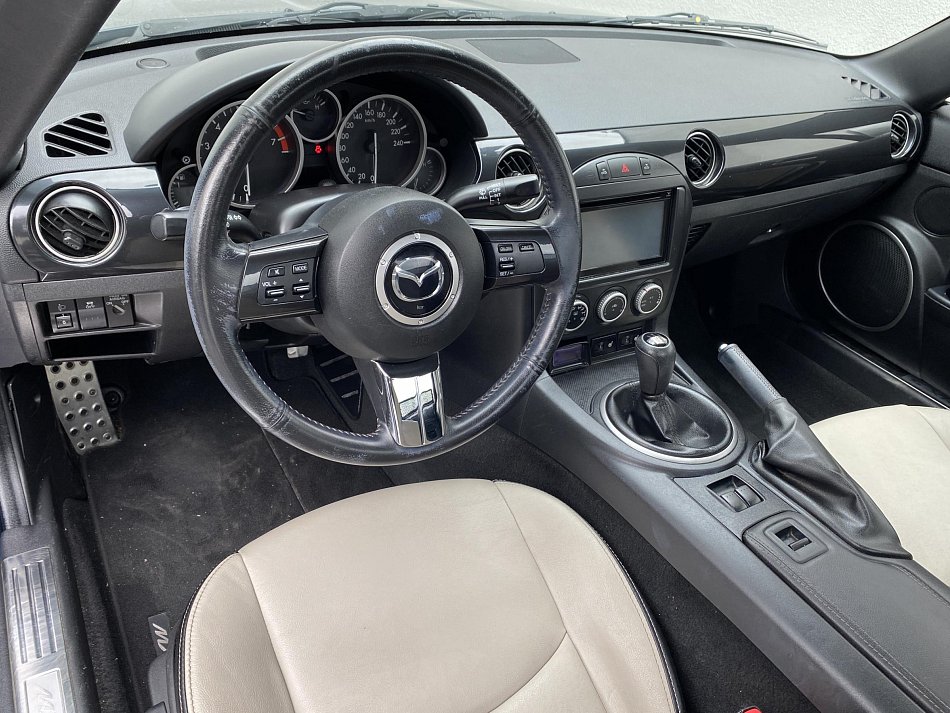 Mazda MX 1.8i 