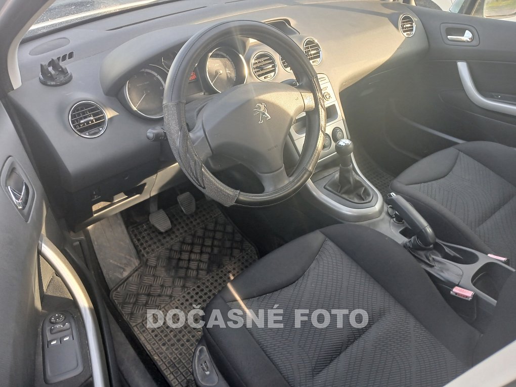Peugeot 308 1.4i 