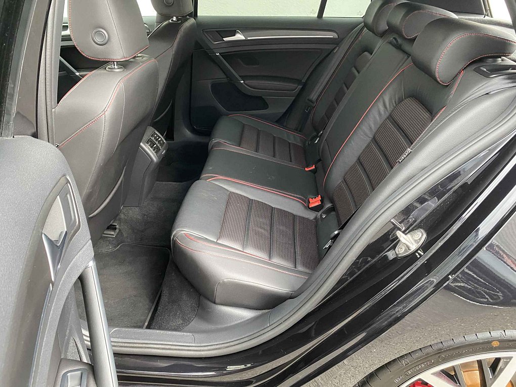 Volkswagen Golf 2.0 TSi GTi