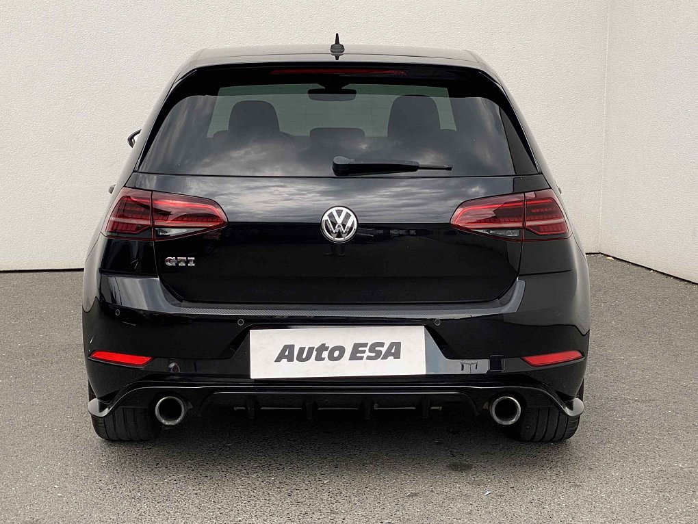 Volkswagen Golf 2.0 TSi GTi