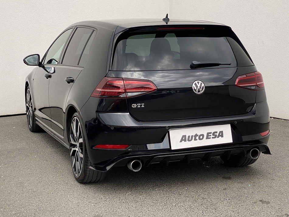 Volkswagen Golf 2.0 TSi GTi