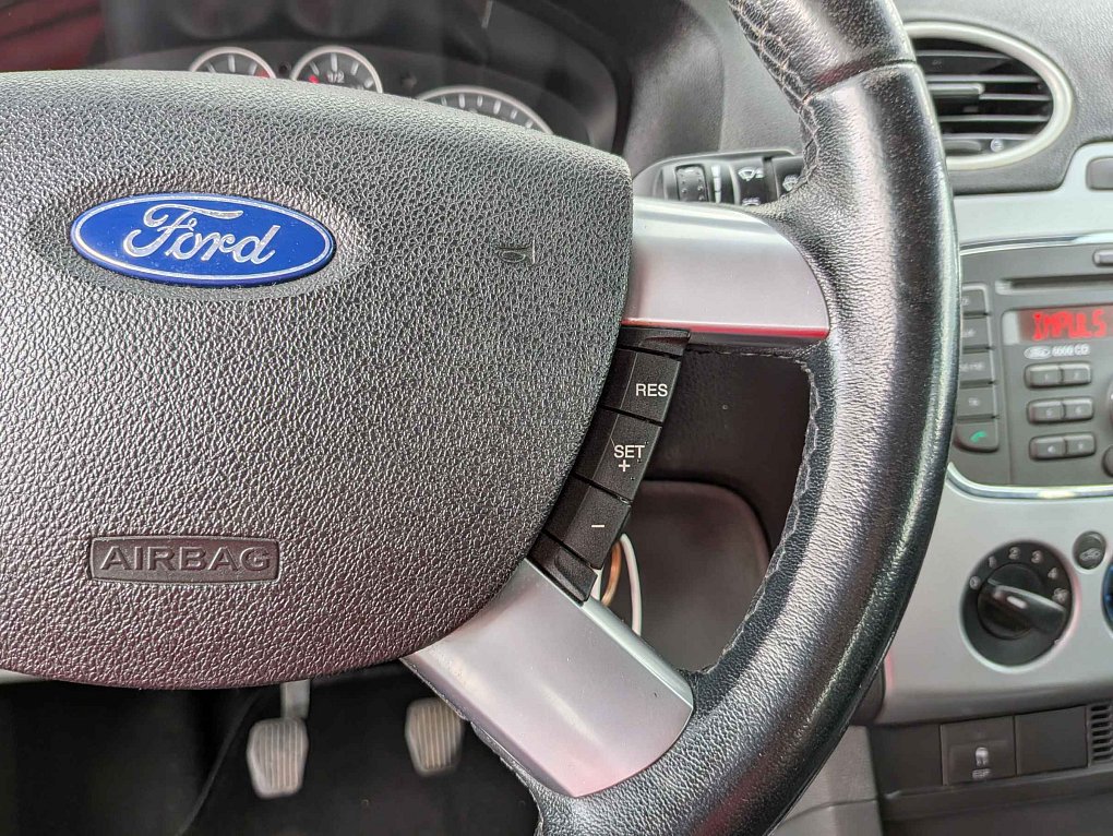 Ford Focus 1.6i 