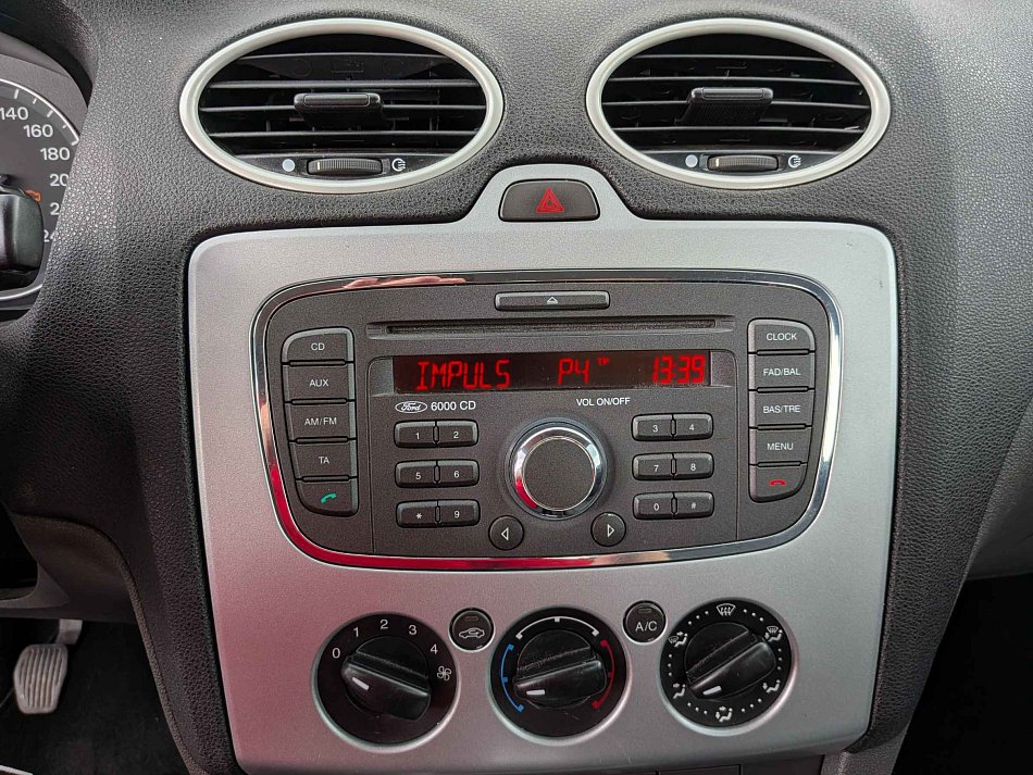 Ford Focus 1.6i 