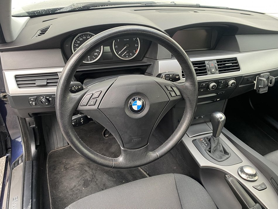 BMW Řada 5 2.5  525 i