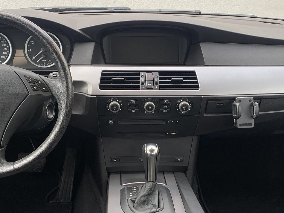 BMW Řada 5 2.5  525 i