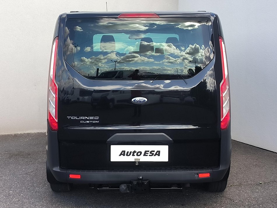 Ford Tourneo Custom 2.2TDCi Trend L2